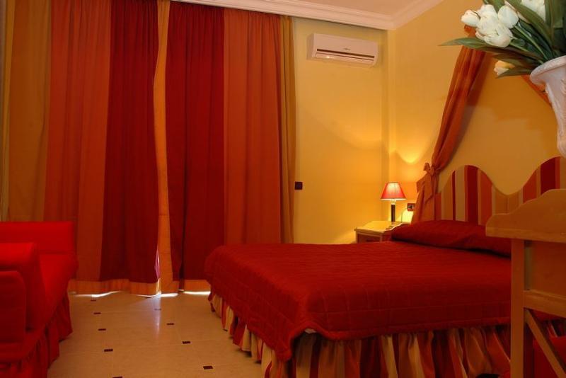 Hotel Domizia Palace Baia Domizia