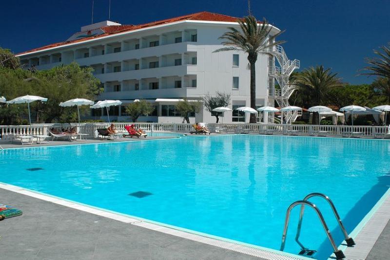 Domizia Palace 4* Baia Domizia